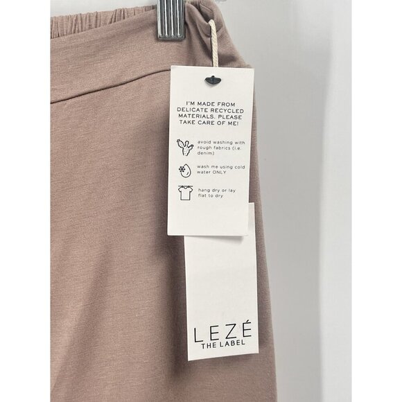 Leze the Label Shorts Tan Pull On Sz Womens Medium Stretch NWT - Picture 2 of 4